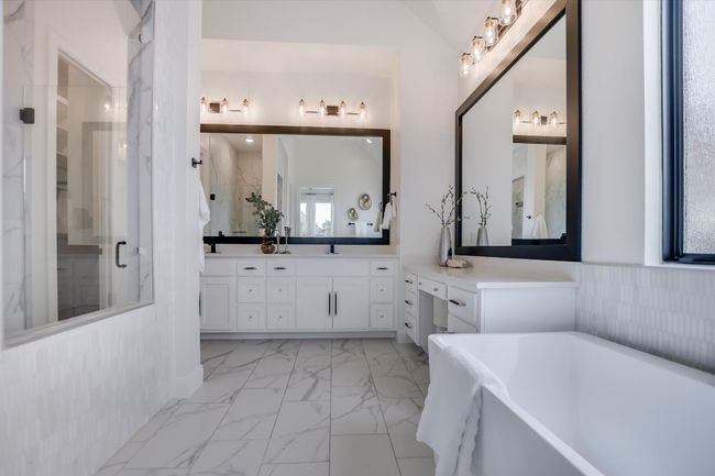 200 Bright Sky Dr, House other with 4 bedrooms, 3 bathrooms and 4 parking in Austin TX | Image 21