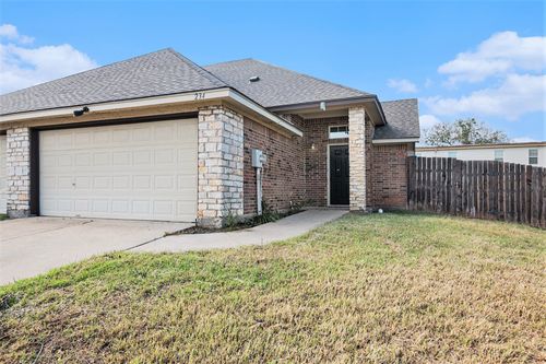 234 Rentz Place Cir, Weatherford, TX, 76086-5575 | Card Image