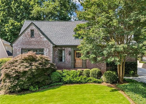 893 Plymouth Rd Ne, Atlanta, GA, 30306-3007 | Card Image