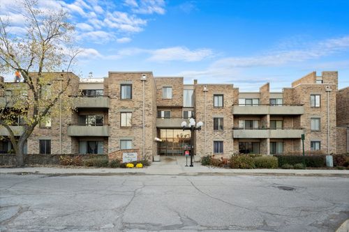 234-1926 Prairie Square Square, Schaumburg, IL, 60173 | Card Image