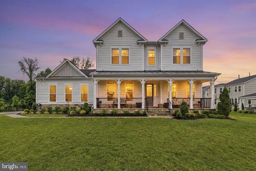 219 Idyllic Pl Se, LEESBURG, VA, 20175-7229 | Card Image