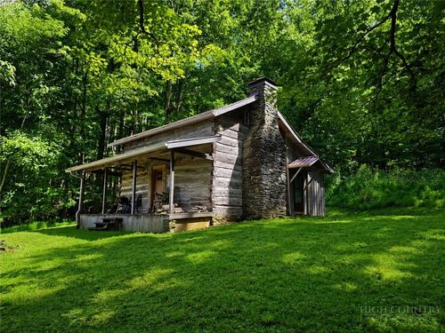 675 Clifton Springs Trl, Warrensville, NC, 28693 | Card Image