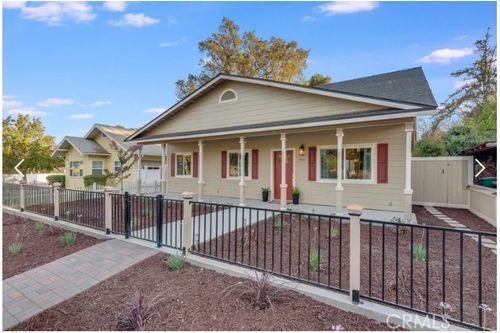 240 16th St, Paso Robles, CA, 93446 | Card Image