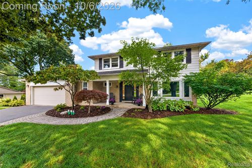 3646 Tyrconnel Trl, West Bloomfield, MI, 48323-2860 | Card Image