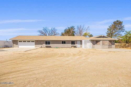 79 72nd W, Rosamond, CA, 93560 | Card Image