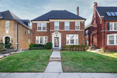 UPPER - 83 Whitehall Rd, Home with 4 bedrooms, 2 bathrooms and 1 parking in Toronto ON | Image 1