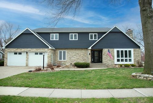 1306 Grandview Ave, Waverly, IA, 50677-1038 | Card Image