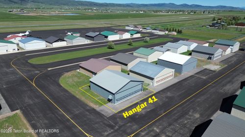41 Airport Ln, Afton, WY, 83110-8714 | Card Image