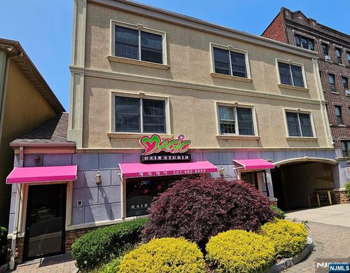 507 Broad Ave, Palisades Park, NJ, 07650-3606 | Card Image