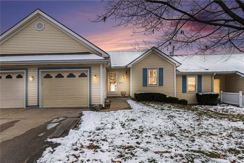 7123 N Brooklyn Ave, Gladstone, MO, 64118-2885 | Card Image