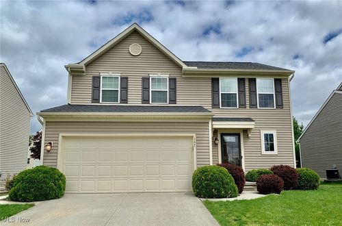 147 Northwood Ln, Tallmadge, OH, 44278-3063 | Card Image