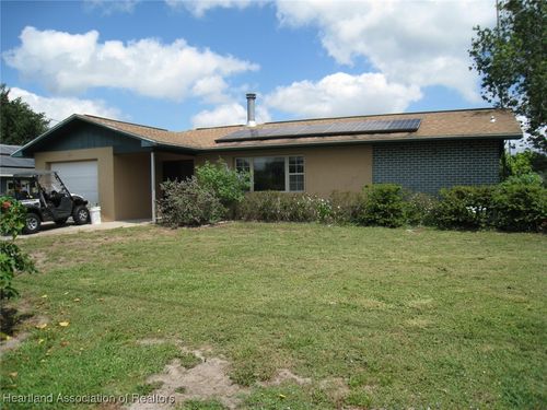 124 Bougainvillea St Ne, LAKE PLACID, FL, 33852-9748 | Card Image