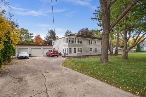 107 N Mallory Ave, Batavia, IL, 60510-1868 | Card Image