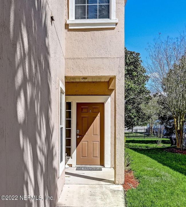 884 Southern Creek Dr, Townhouse with 3 bedrooms, 2 bathrooms and null parking in St Johns FL | Image 2