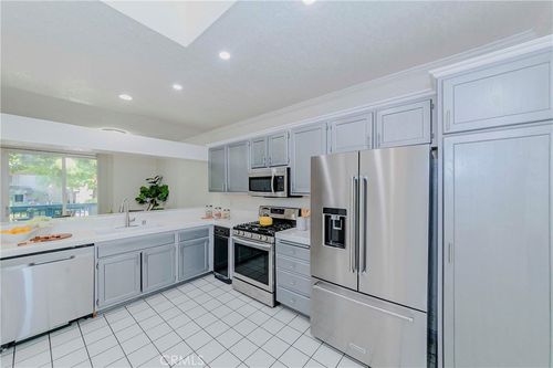 122-1380 W Capitol Dr, San Pedro, CA, 90732 | Card Image