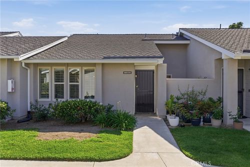 1114c-8885 Plumas Circle, Huntington Beach, CA, 92646 | Card Image