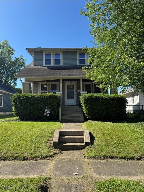 2026 16th St, Parkersburg, WV, 26101-3756 | Card Image