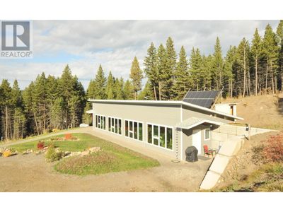 2325 Chimney Lake Rd, House other with 2 bedrooms, 1 bathrooms and null parking in Williams Lake BC | Image 1