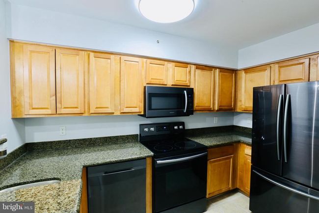 3-E10 - 3178 Summit Square Dr, Condo with 2 bedrooms, 2 bathrooms and null parking in OAKTON VA | Image 9