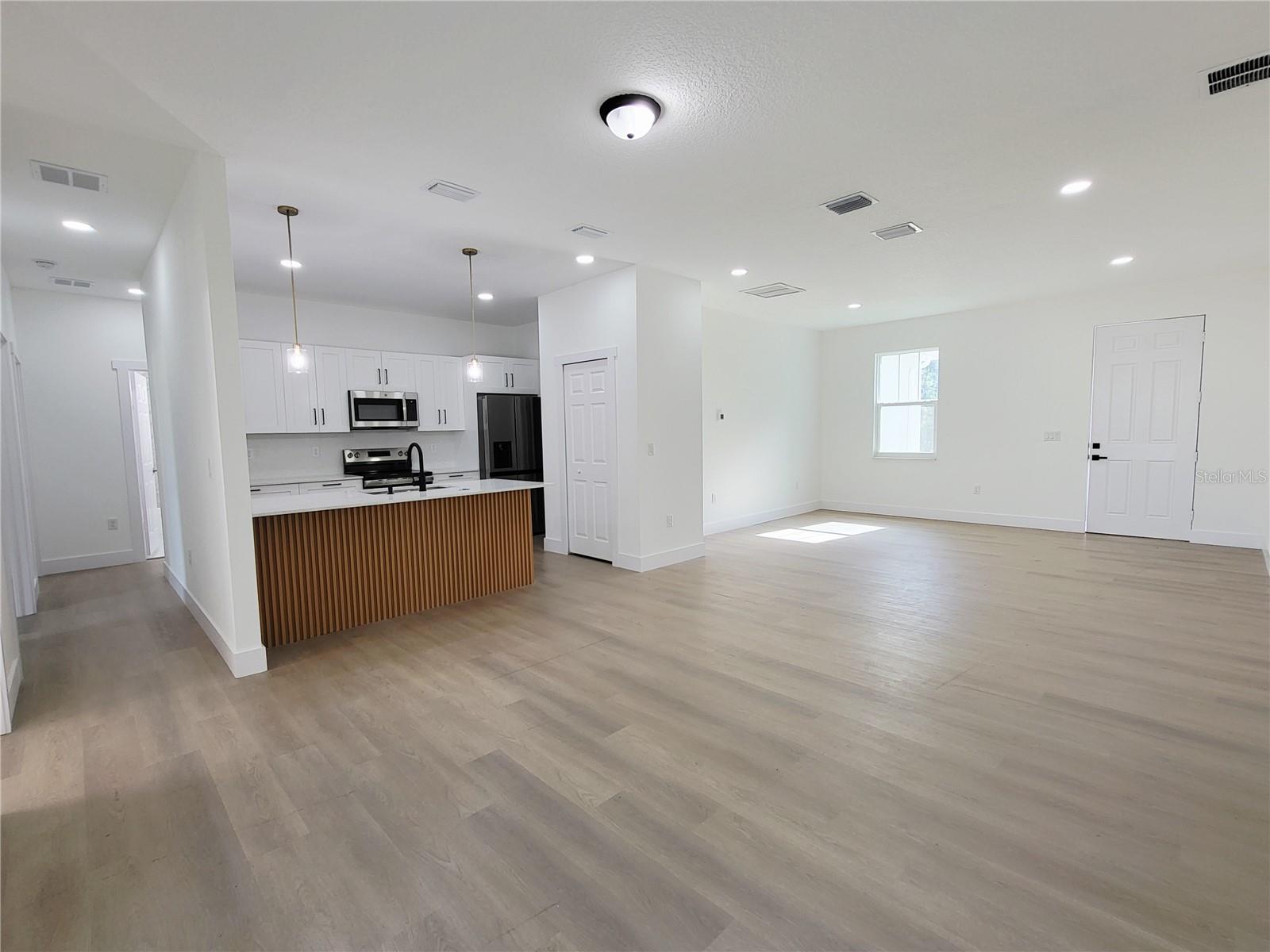 Residential Lease in PALM BAY 4