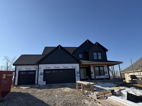 N66W21485 Sagebrush Dr, MENOMONEE FALLS, WI, 53051 | Card Image