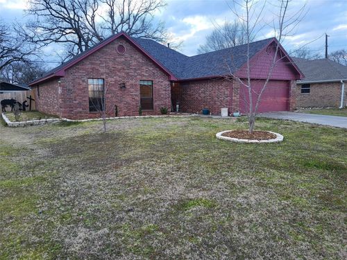 190 44th St Sw, Paris, TX, 75460-5217 | Card Image