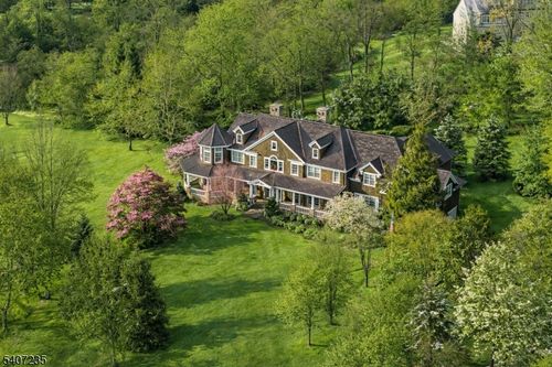 48 Wisteria Way, Basking Ridge, NJ, 07920-2000 | Card Image