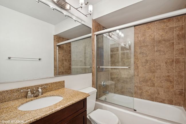 APT-2908 - 3660 N Lake Shore Dr, Condo with 1 bedrooms, 1 bathrooms and 1 parking in Chicago IL | Image 15