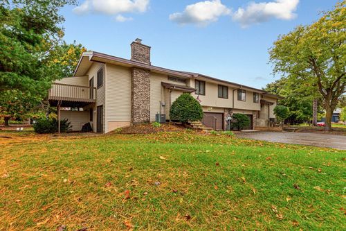 1504 Pheasantwood Trl, Northfield, MN, 55057-3018 | Card Image