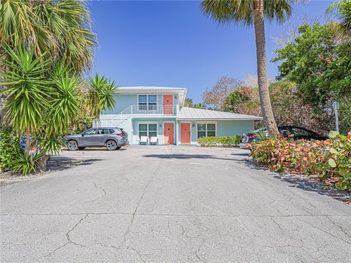 925-925 Coquina Ln, Vero Beach, FL, 32963-2349 | Card Image