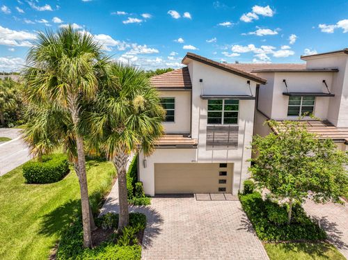 8983 Kingsmoor Way, Lake Worth, FL, 33467-5644 | Card Image