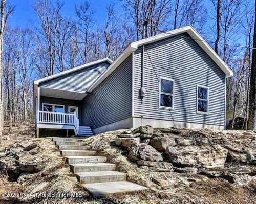 65 Primrose Dr, Spring Brook Township, PA, 18444-6404 | Card Image