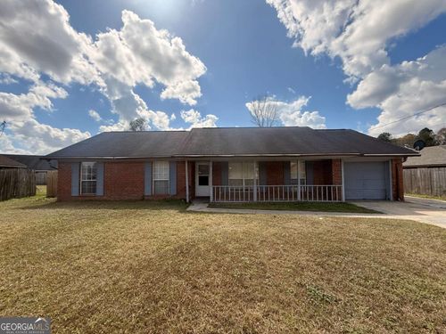 972 Birchfield Dr, Hinesville, GA, 31313-6488 | Card Image
