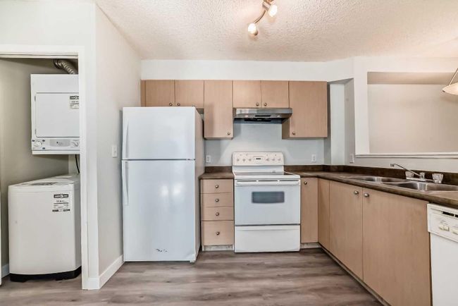 1016 - 1111 6 Ave Sw, Condo with 2 bedrooms, 1 bathrooms and 1 parking in Calgary AB | Image 8