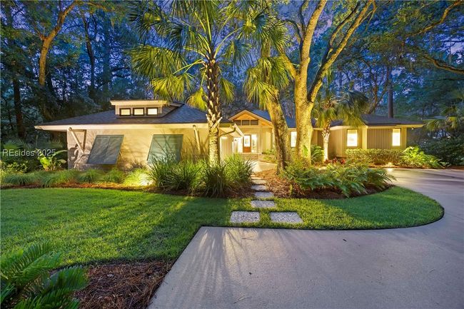 Front elevation with landscape lighting | Image 61