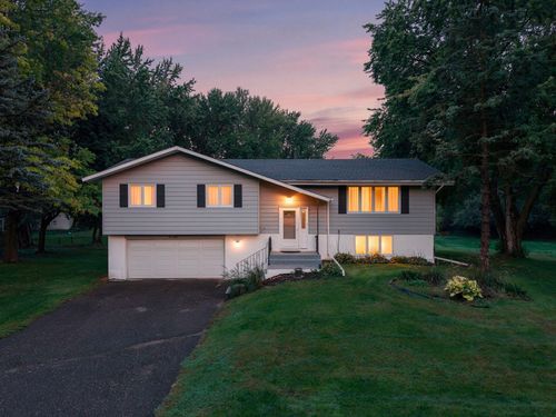 5705 Phoenix St, Minneapolis, MN, 55422-4633 | Card Image