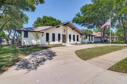 1901 Westshore Dr, Garland, TX, 75043-1027 | Card Image