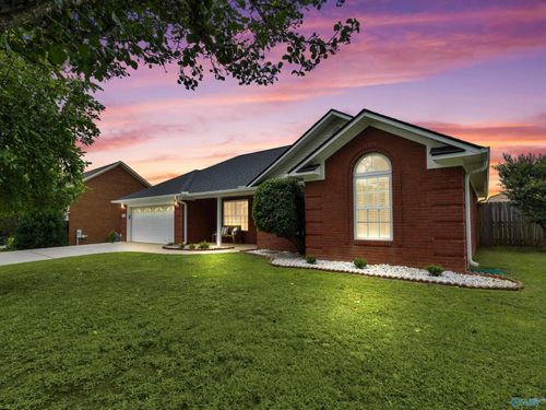 307 Antler Point Dr, New Market, AL, 35761-9019 | Card Image