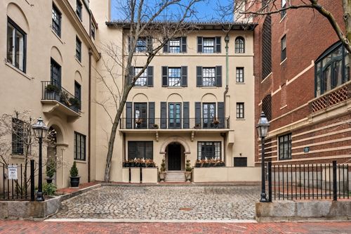 ph-107-109 Chestnut Street, Boston, MA, 02108 | Card Image