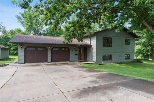 915 Nedvidek St, Cumberland, WI, 54829-9244 | Card Image