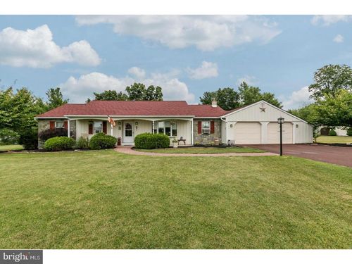 55 Elroy Rd, SOUDERTON, PA, 18964-2215 | Card Image