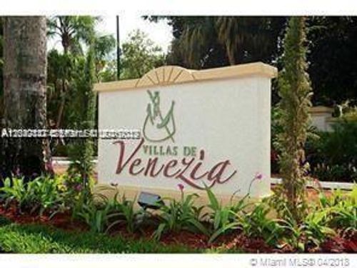 9877-9877 Nob Hill Ln, Sunrise, FL, 33351-4649 | Card Image