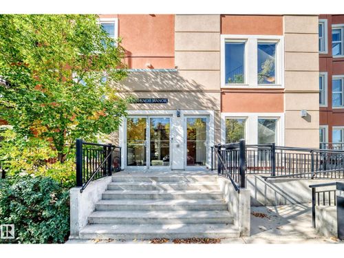 101-10126 144 St Nw, Edmonton, AB, T5N2T7 | Card Image