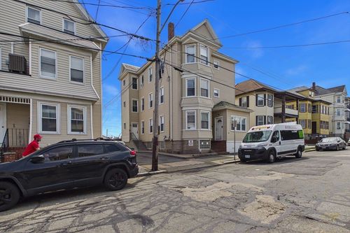 78 Nash Rd, New Bedford, MA, 02746-2337 | Card Image