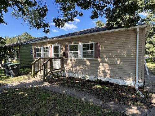 1432 E 6th St, Hobart, IN, 46342 | Card Image