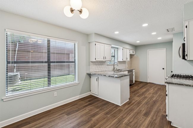 2613 Winterlake Dr, House other with 3 bedrooms, 2 bathrooms and null parking in Carrollton TX | Image 11