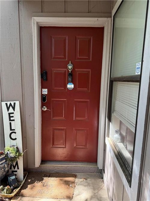 4005 Woodridge Way, Tucker, GA, 30084-2160 | Card Image