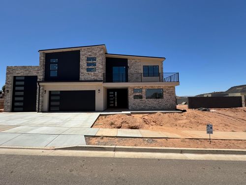 1032 S Wyatt Ln, Washington, UT, 84780-3709 | Card Image