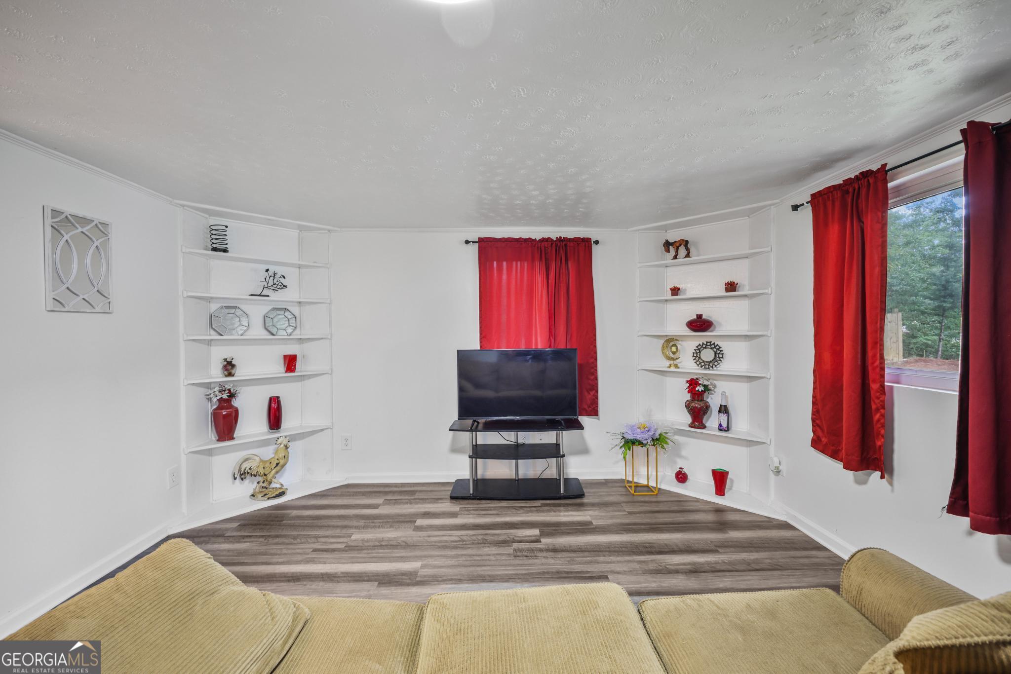 Residential in Powder Springs 4