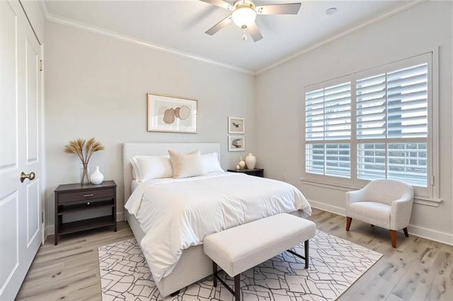 Virtually Staged Downstairs 4th Bedroom with Full Bath | Image 32
